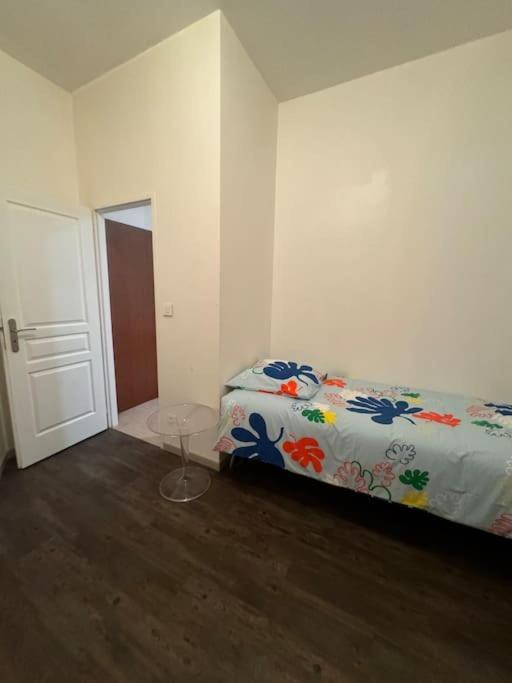 Christelle Διαμέρισμα Romilly-sur-Seine Εξωτερικό φωτογραφία